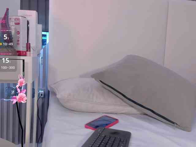 larissa-quintanilha webcam