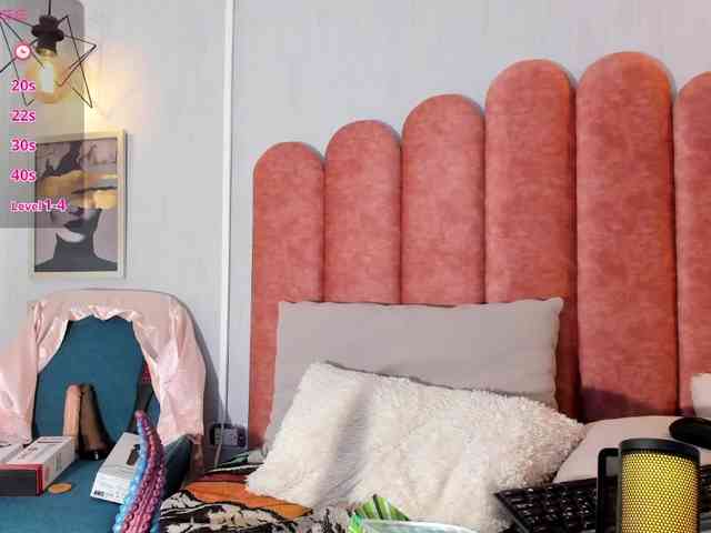 larissa-quintani... Live Webcam on BongaCams