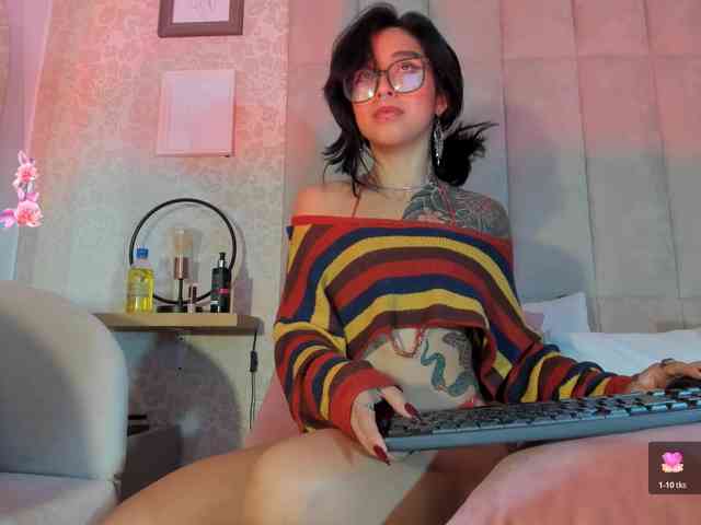 larissa-quintanilha webcam