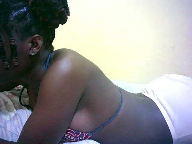 Preview of pettite-maiden