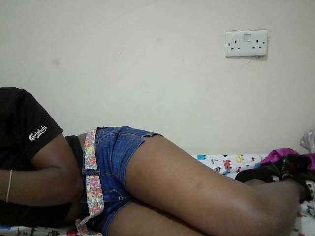 Preview of pettite-maiden