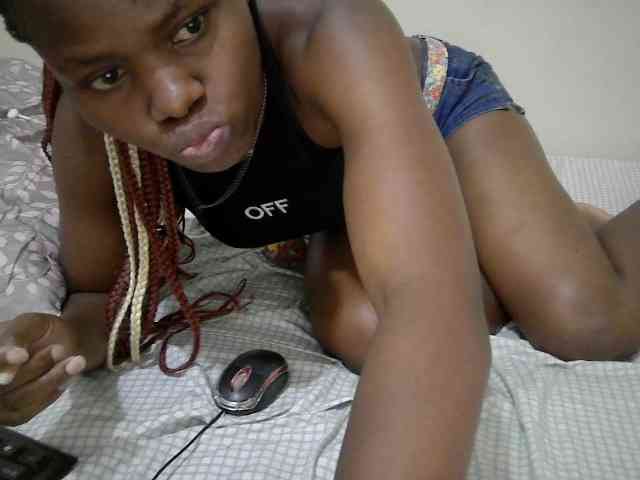 Pettite-Maiden webcam