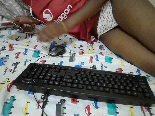 Pettite-Maiden webcam