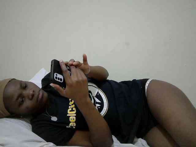 Pettite-Maiden Pettite-Maiden