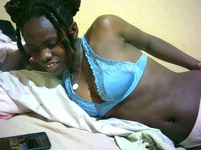 Pettite-Maiden webcam