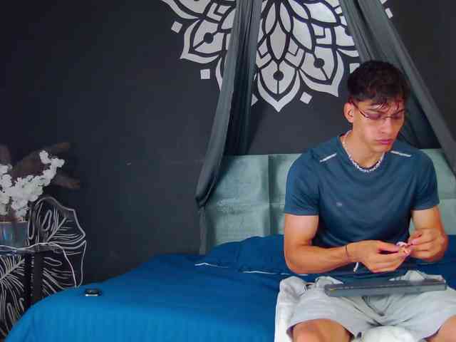 Alessio-Vitale Alessio-Vitale