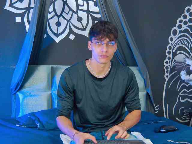 Alessio-Vitale Alessio-Vitale