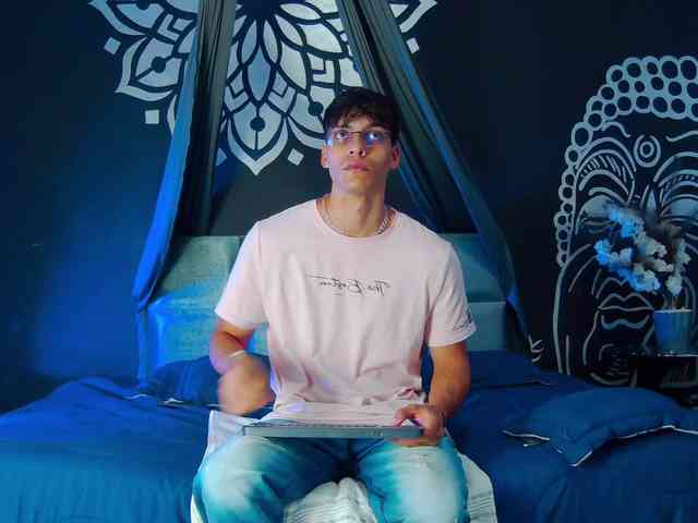 Alessio-Vitale Alessio-Vitale