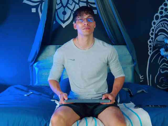 Alessio-Vitale Alessio-Vitale