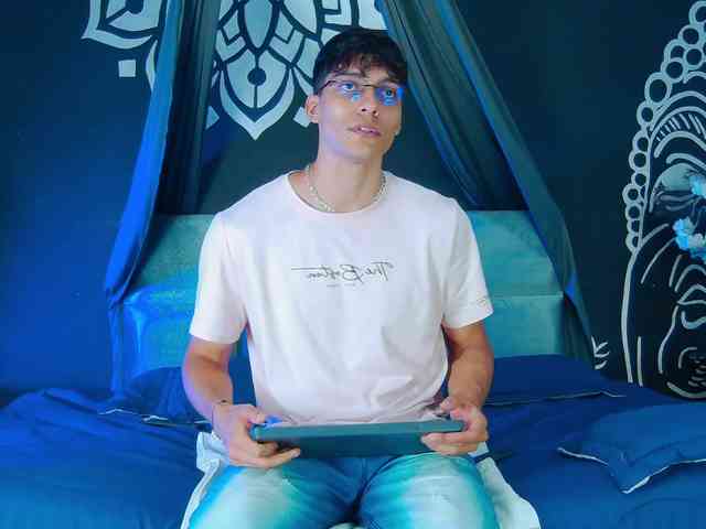 Alessio-Vitale Alessio-Vitale