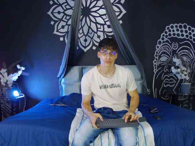 Alessio-Vitale Alessio-Vitale