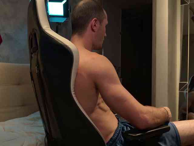 AxelFairchaild AxelFairchaild