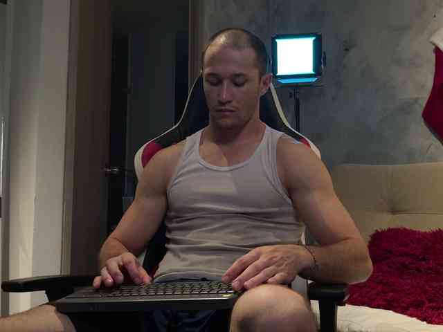 AxelFairchaild AxelFairchaild