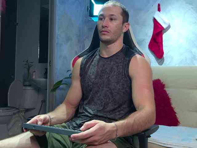 AxelFairchaild AxelFairchaild