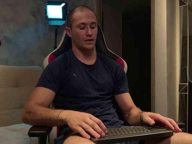 AxelFairchaild AxelFairchaild