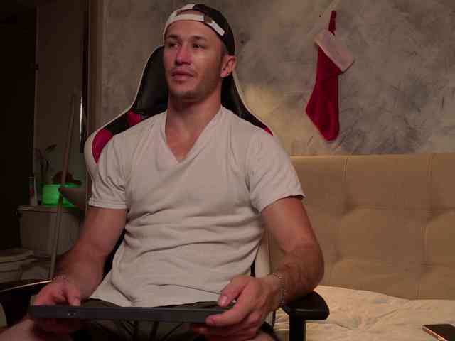 AxelFairchaild AxelFairchaild