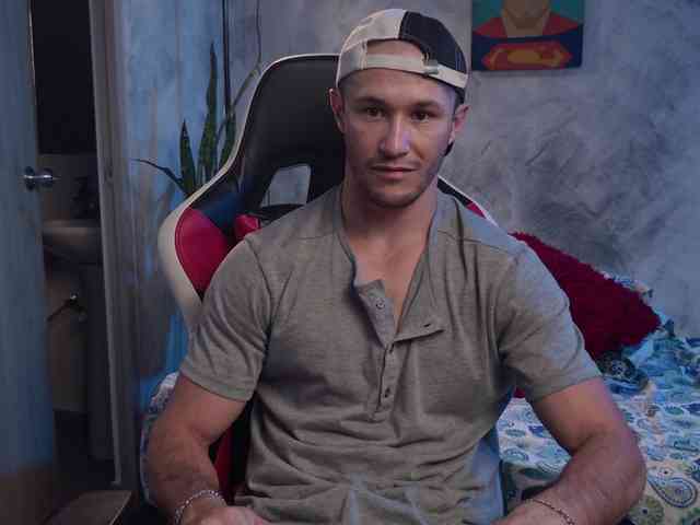 AxelFairchaild Live Webcam on BongaCams