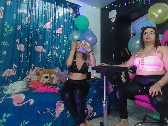 girls-kinky's BongaCams show and profile
