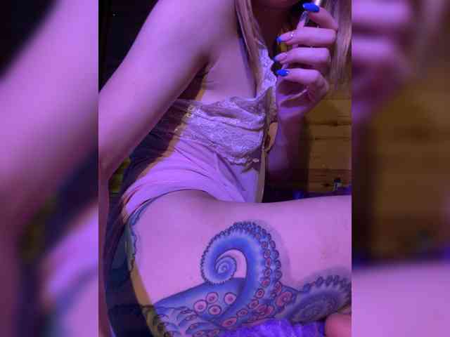 SexyBabyOctopus webcam