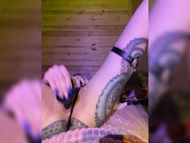 SexyBabyOctopus webcam