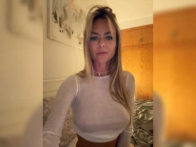 Check out the wet 41 years old Ironspark from BongaCams as she gets mad Ironspark from BongaCams