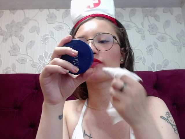 selenabustamante's BongaCams show and profile