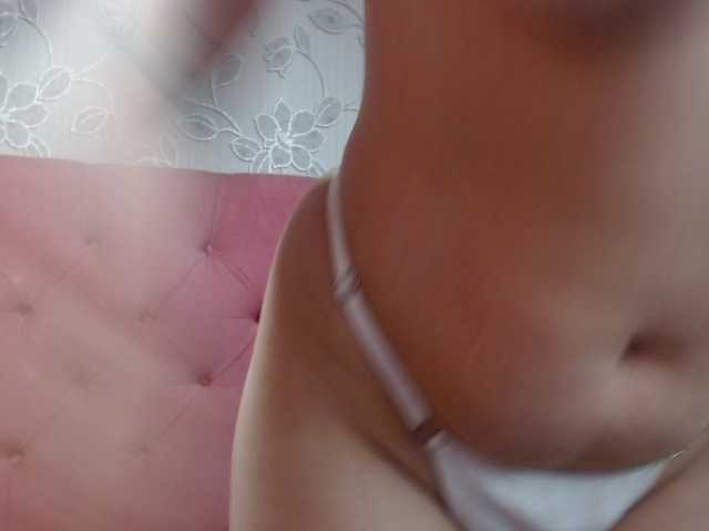 selenabustamante's BongaCams show and profile