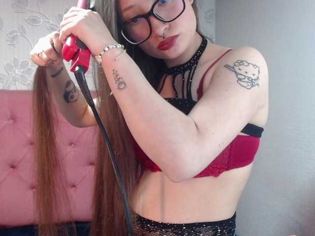 selenabustamante's BongaCams show and profile