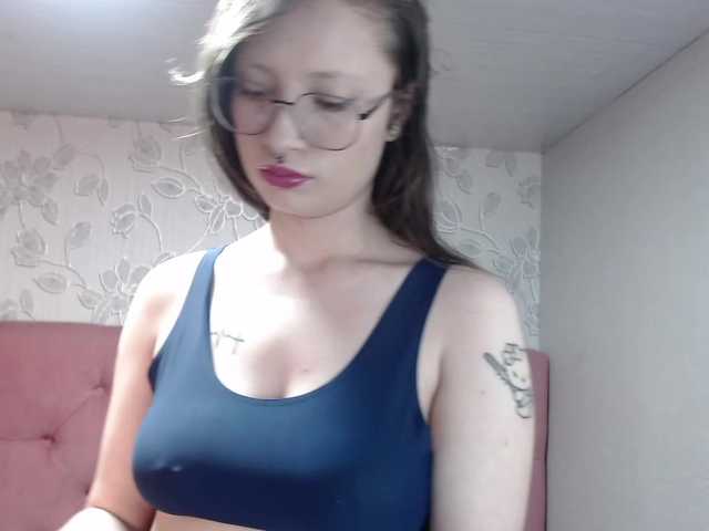 selenabustamante's BongaCams show and profile