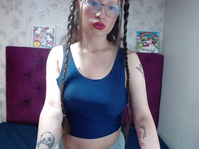 selenabustamante's BongaCams show and profile