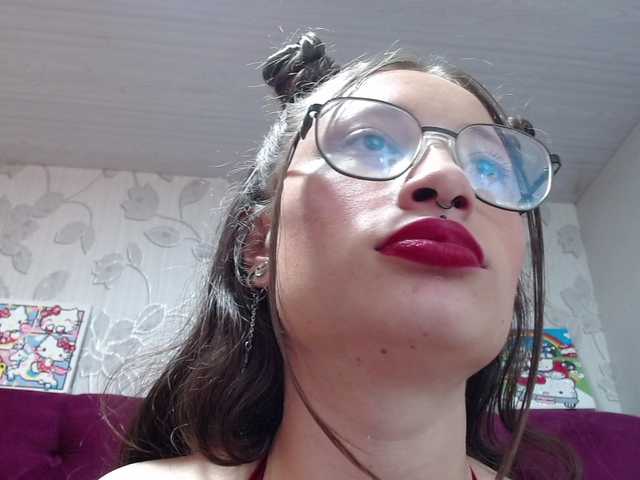 selenabustamante's BongaCams show and profile