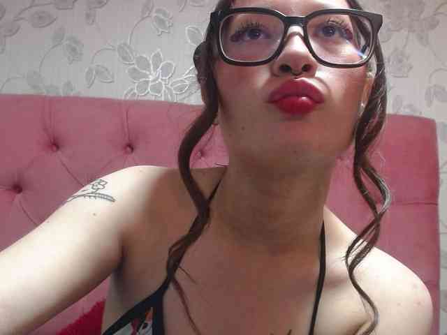 naughty chat room Selenabustamante