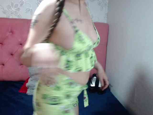 selenabustamante webcam