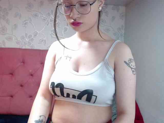 selenabustamante webcam