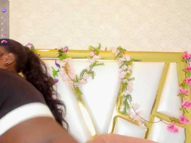  AgathaSamuels chat room