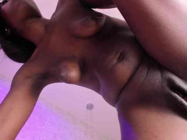 AgathaSamuels webcam