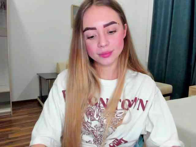 JuliaMiracle webcam