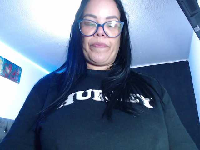 sofia-lopez70 – webcam model profile photo