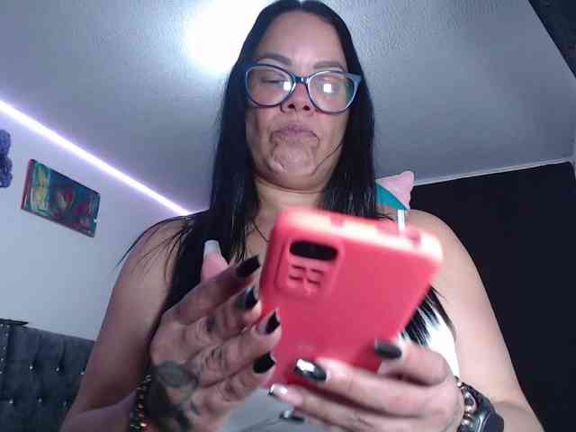 sofia-lopez70 webcam