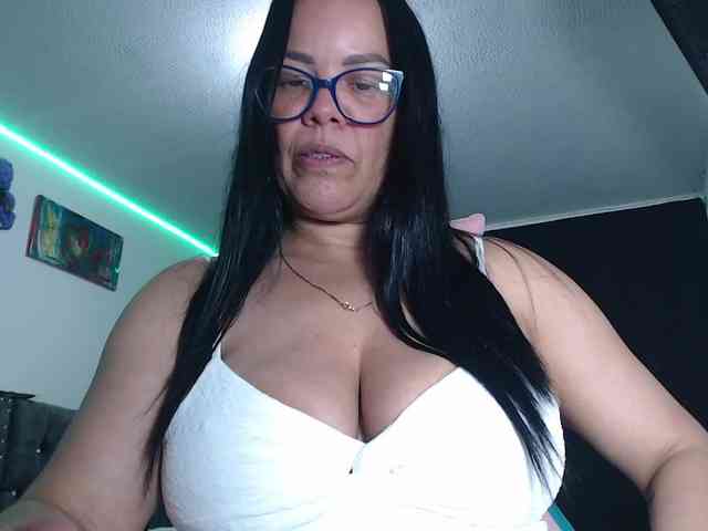 sofia-lopez70 webcam