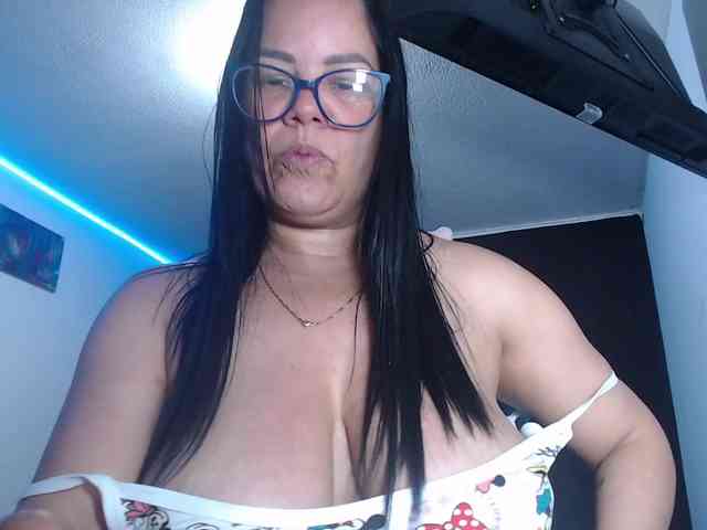 sofia-lopez70 webcam