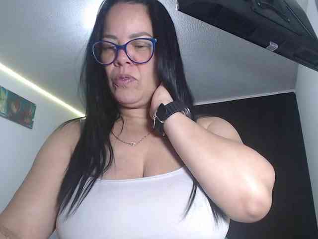 sofia-lopez70 webcam