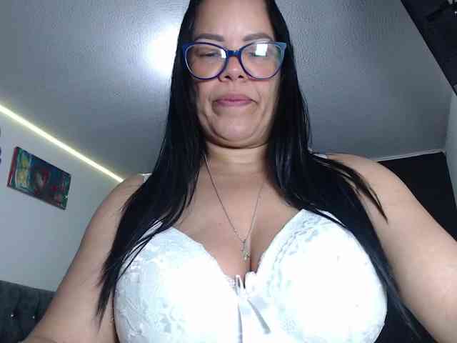 sofia-lopez70 webcam