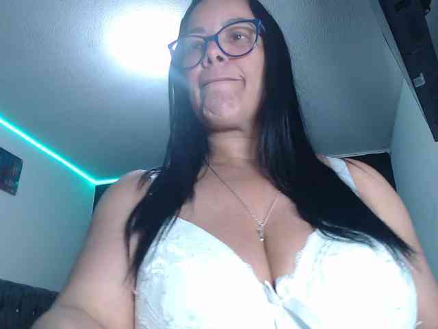 sofia-lopez70 webcam