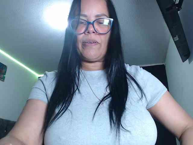 sofia-lopez70 webcam