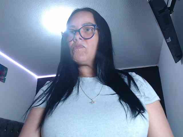 sofia-lopez70 webcam