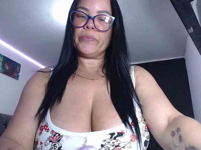 sofia-lopez70 webcam