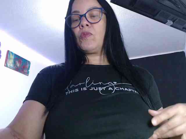 sofia-lopez70 webcam