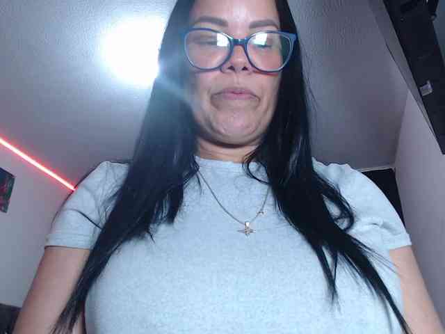 sofia-lopez70 webcam