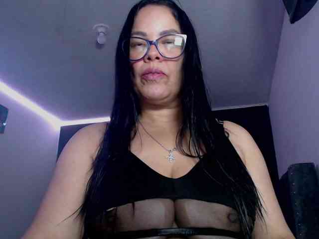 sofia-lopez70 webcam